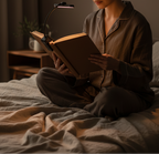 Lámpara de lectura LED Giratoria con Clip - Luz Inteligente para tu Espacio